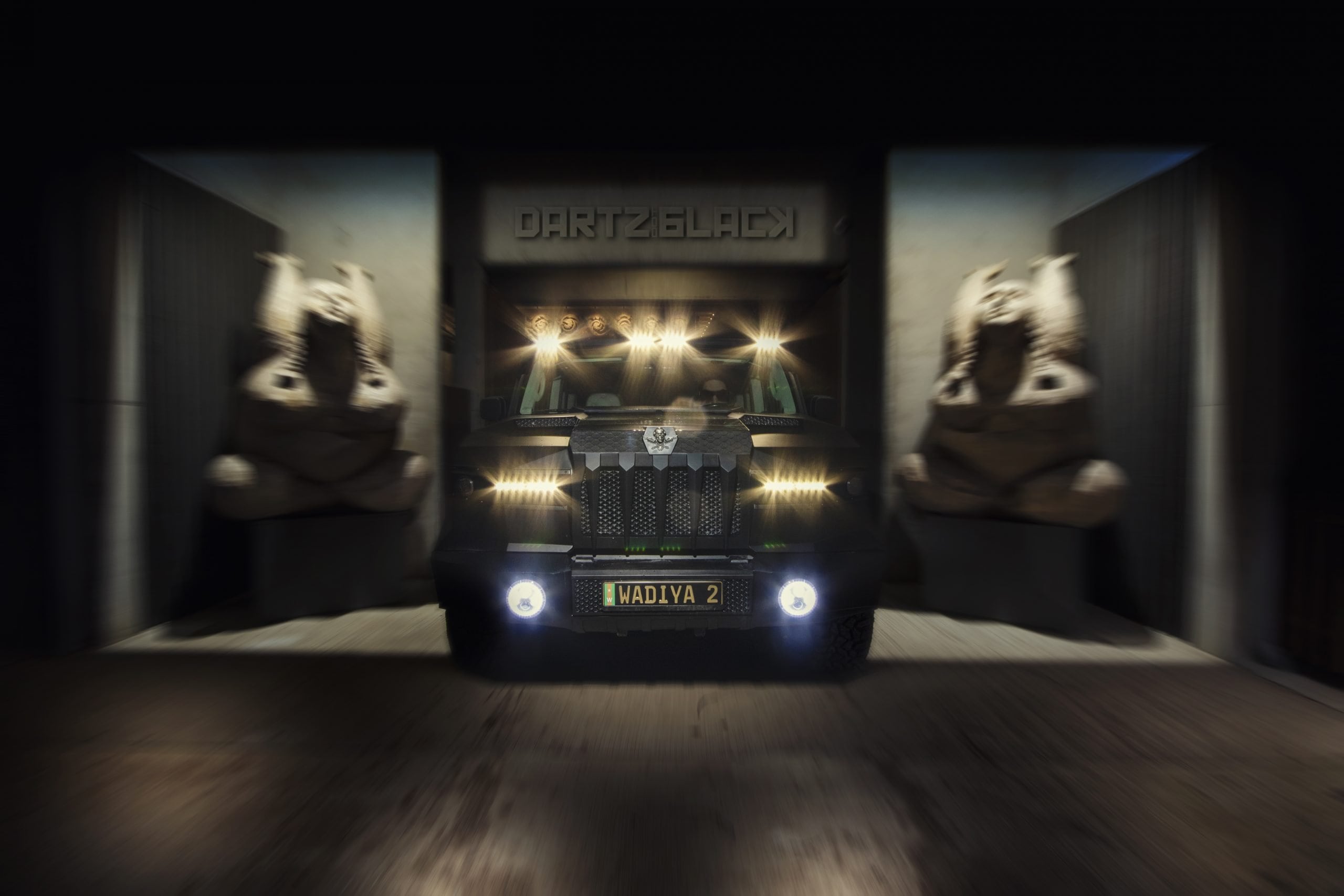 DARTZ Prombron’ Black line armoured SUV