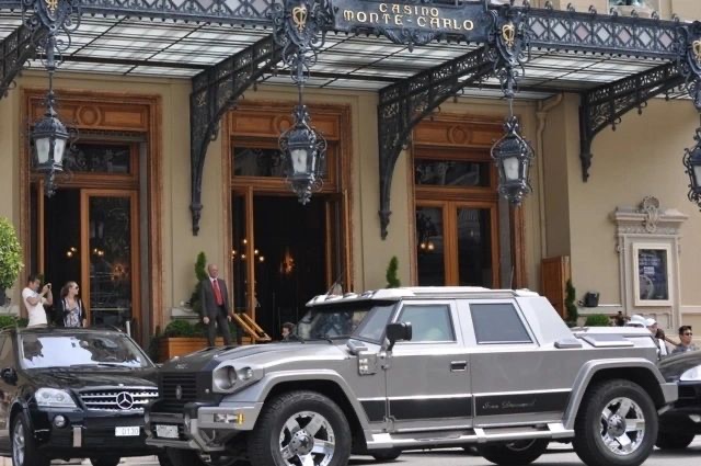 A DARTZ Prombron’ outside the Casino de Monte-Carlo
